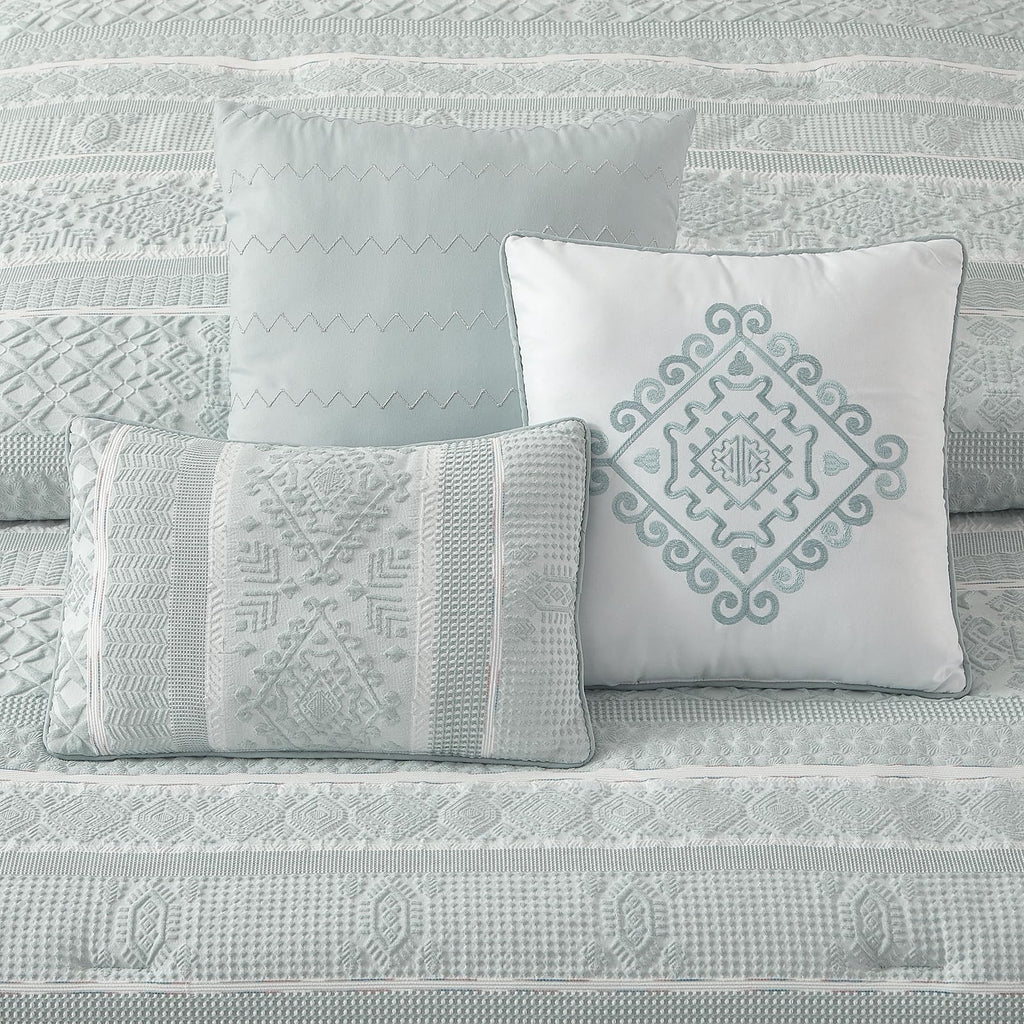7 Piece Comforter Set, Dusty Green, Elegant Jacquard with Patchwork, Stylish and Cozy Bedding Collection