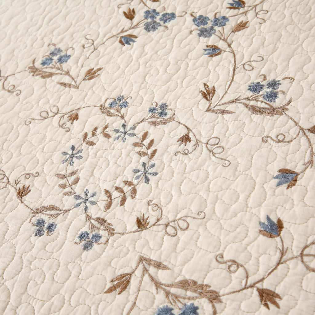 Quilt Set Blue Floral 3D Embroidery Pattern 3 PCS 100% Cotton Reversible Quilted Embroidered Decorative Bedspreads