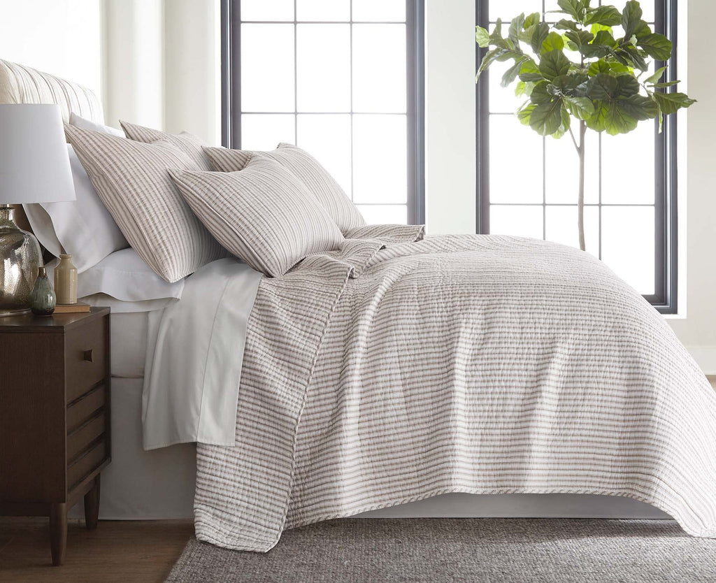 Tobago Stripe Taupe Reversible Quilt Set (88x92in) and 2 Pillow Shams (26x20in) - Striped - Taupe, White