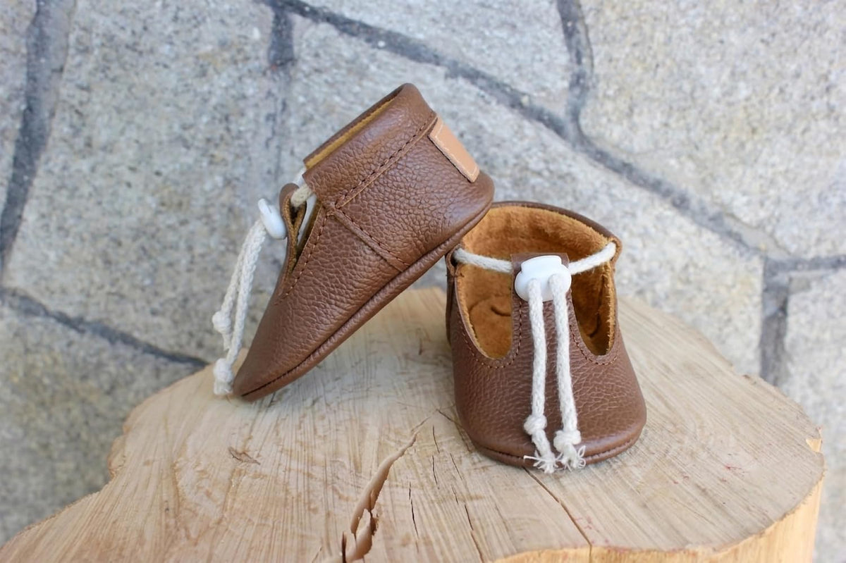 Unisex Brown Genuine Leather Baby Shoes Soft Sole Crib Booties