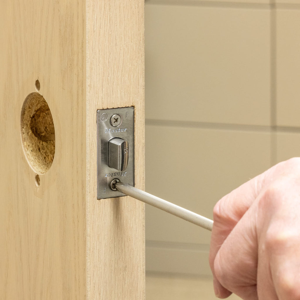 SLCHPG26D Heavy Duty Lever Style, Grade 2 Commercial Passage Door Lock, Brushed Chrome/Chrome
