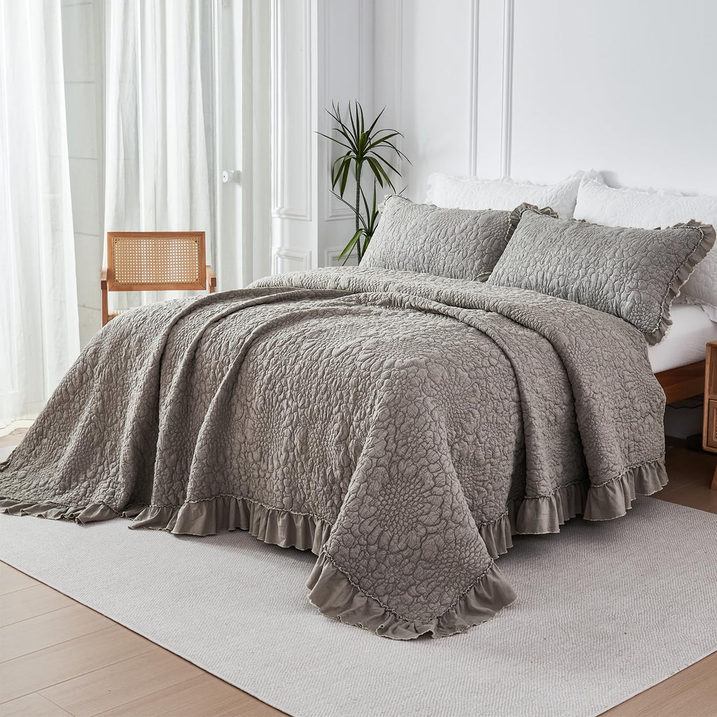 Tan Taupe Crinkled Ruffled Quilt Set 3pcs 80''x90''