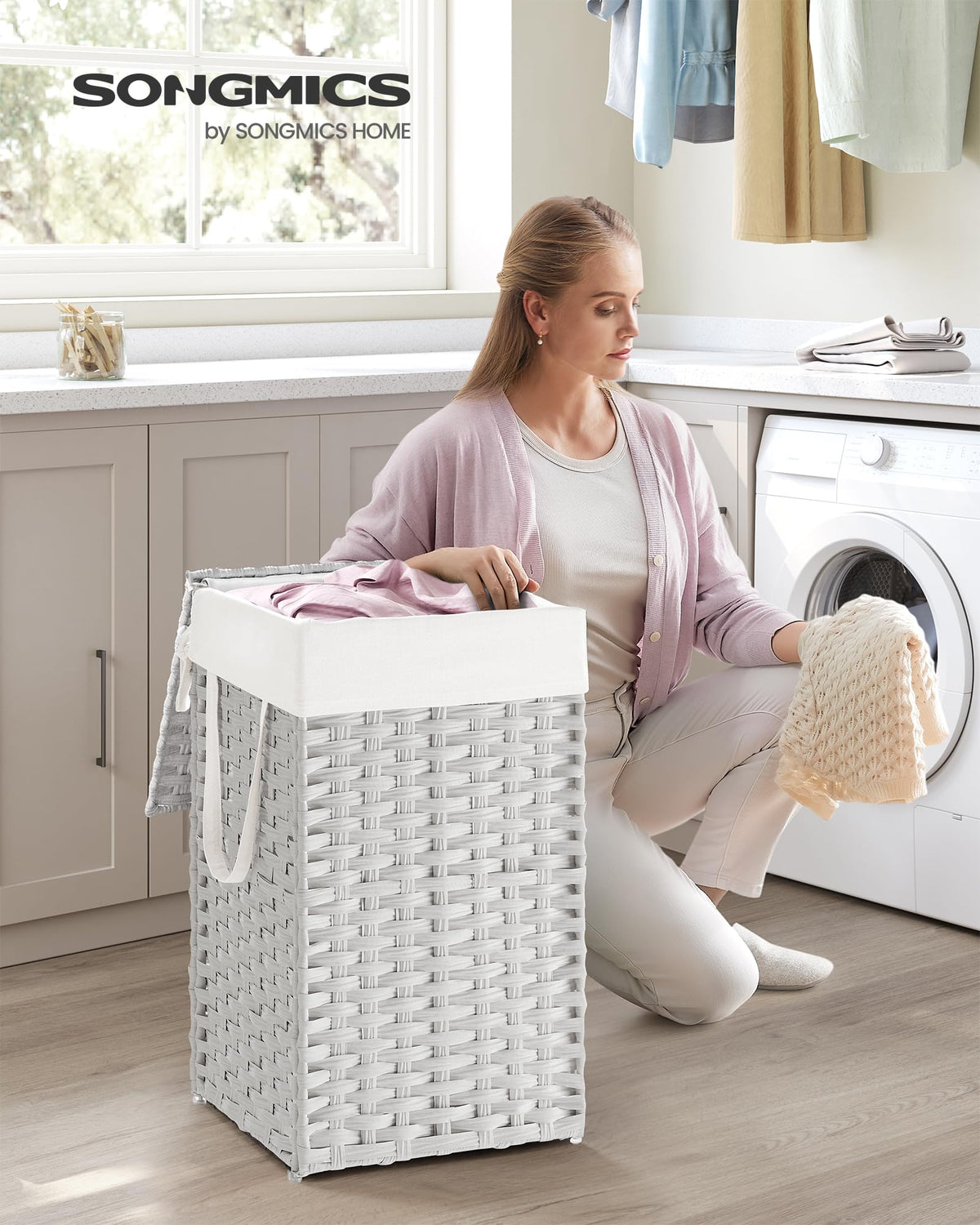 Laundry Hamper with Lid, 17.2 Gallon (65 L) Synthetic Rattan Clothes Laundry Basket with Lid and Handles, Foldable