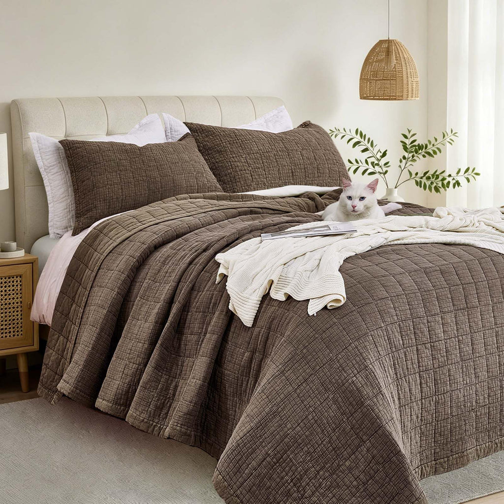 Natural Cotton Quilt 120x128 Breathable Waffle Coverlet Bedspread Sets 3-Piece with 2 Comfy