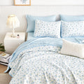 Floral Quilt Set, White Blue
