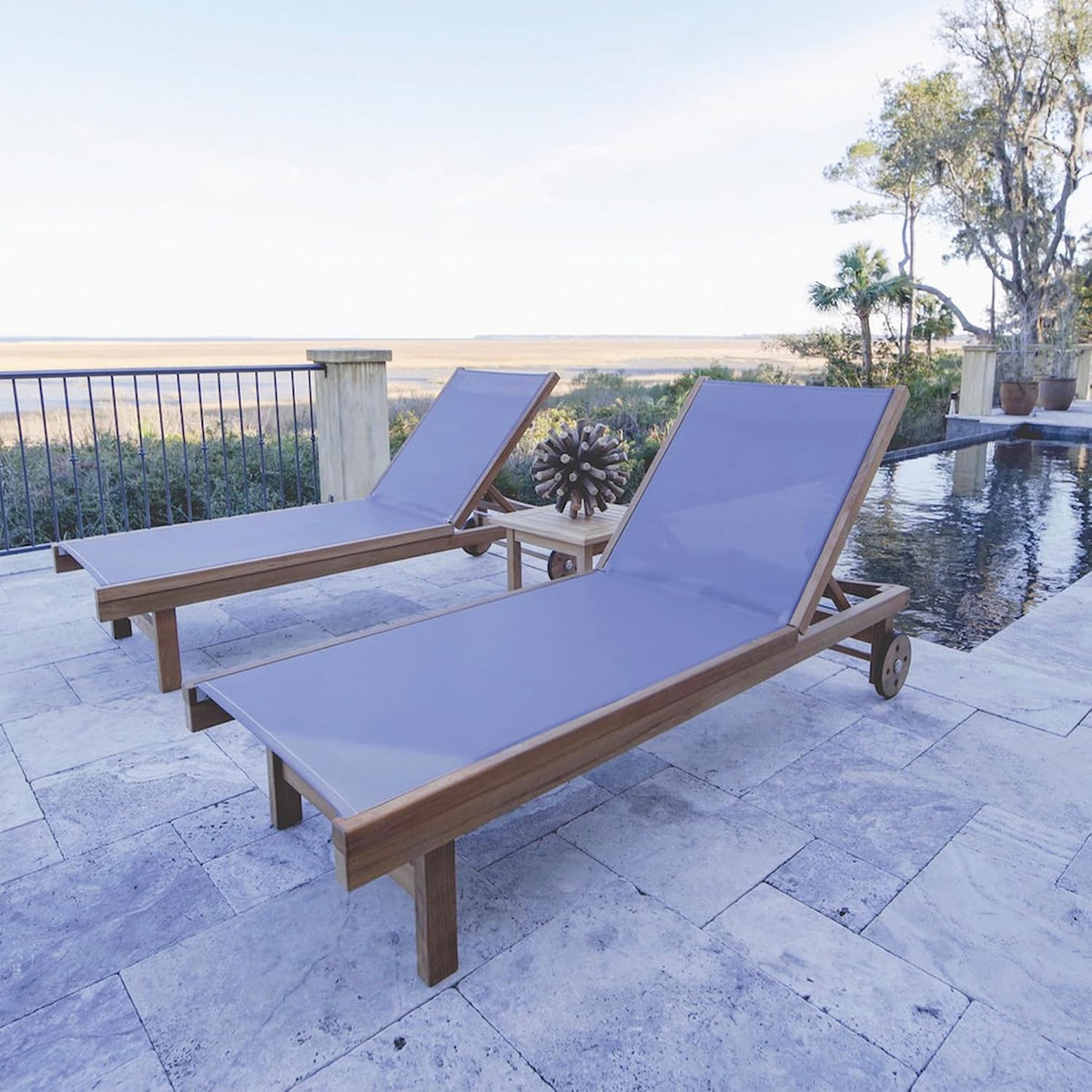 Teak Lounging Sundaze Sling Chair, White