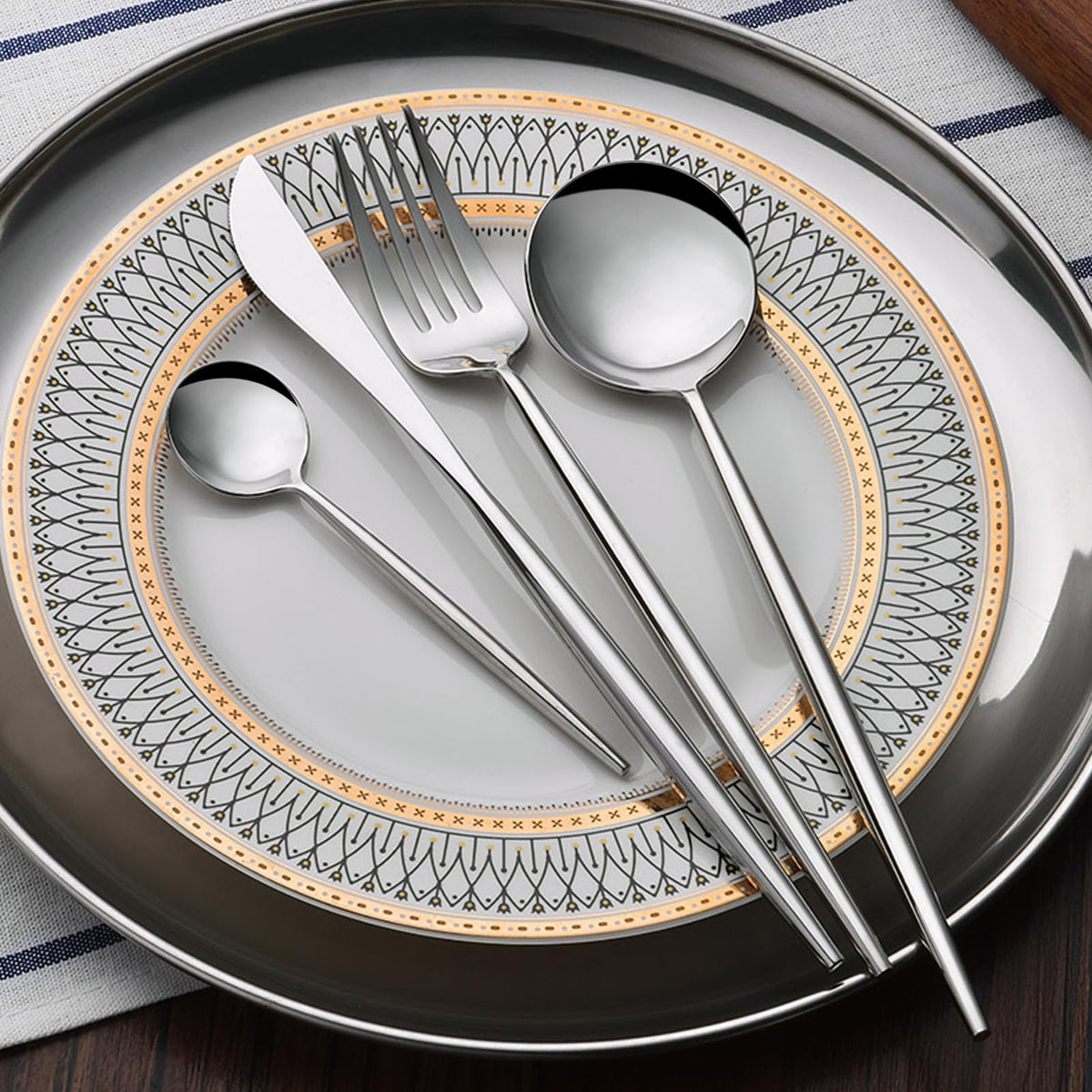 24-Piece Silverware Set, Stainless Steel Flatware Set for 6, Fork Spoon Knife Set, Home Dinnerware Tableware Set for