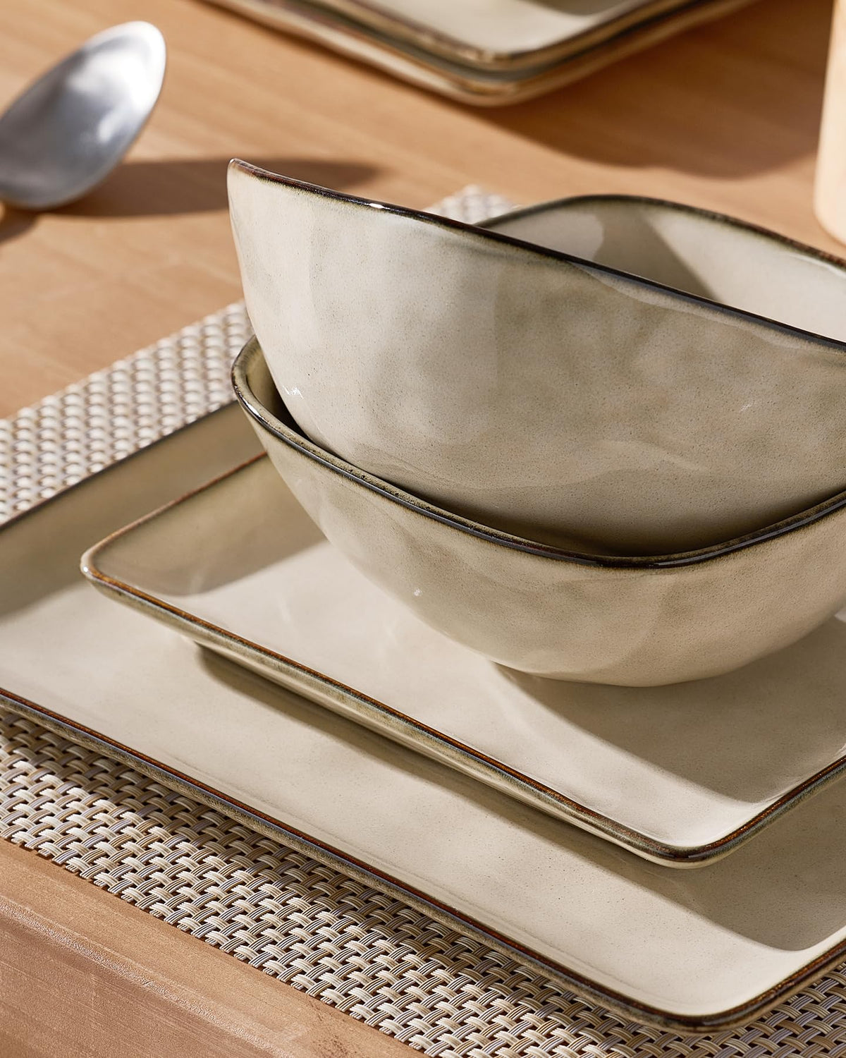Square Ceramic Dinnerware Set for 4, Plates and Bowls, Light khaki