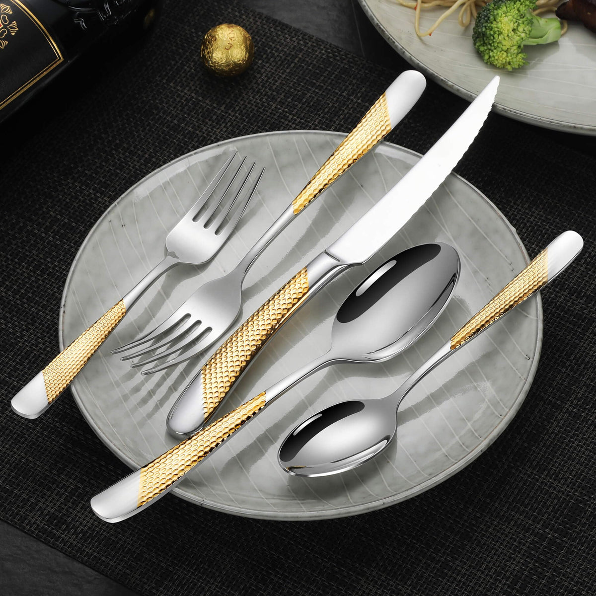 Hammered 30-Pieces Silver Gold Silverware Set for 6 with Serrated Forging Knives, 18/10 Stainless Steel Modern