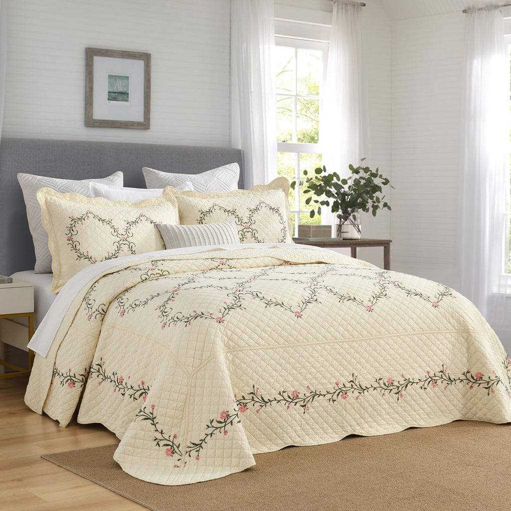 Embroidered Oversized Bedspread 100% Cotton Reversible Quilt