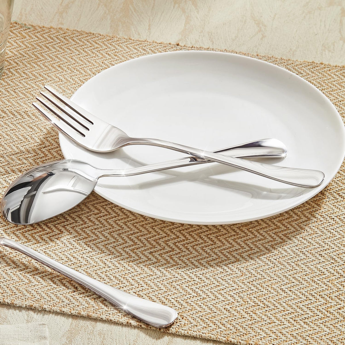 8.17 Inch Dinner Forks, Set of 16, Food Grade Stainless Steel Flatware, Mirror Polished, Smooth Edge, Dishwasher Safe