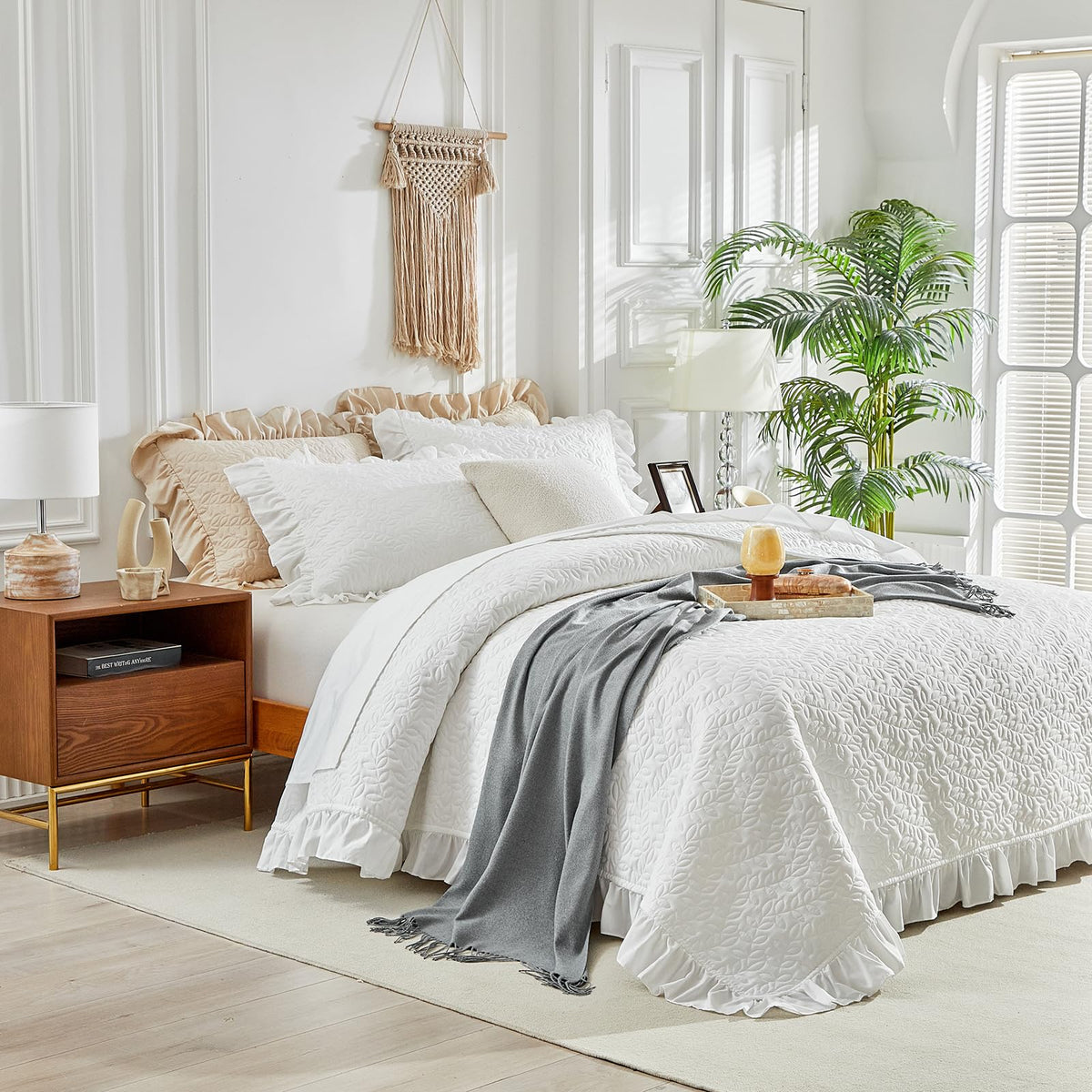 Oversized Ruffled Quilt Set 96 * 108in Solid Shabby Chic Farmhouse Ruffles 3PC Quilted Bedding Rustic