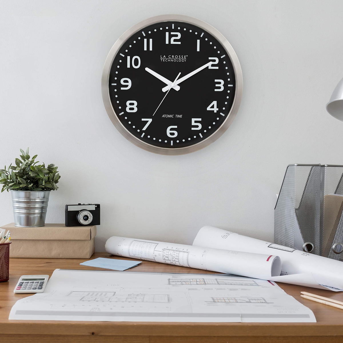 Inspired Nelson Style 16 Inch Stainless Steel Atomic Clock, Analog, Silver