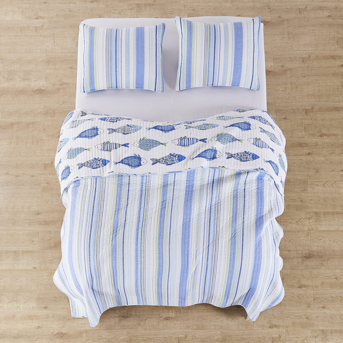 Catalina Quilt Set - Quilt (68x86in.) + One Standard Pillow Sham (26x20in.) - Striped Coastal Pattern in