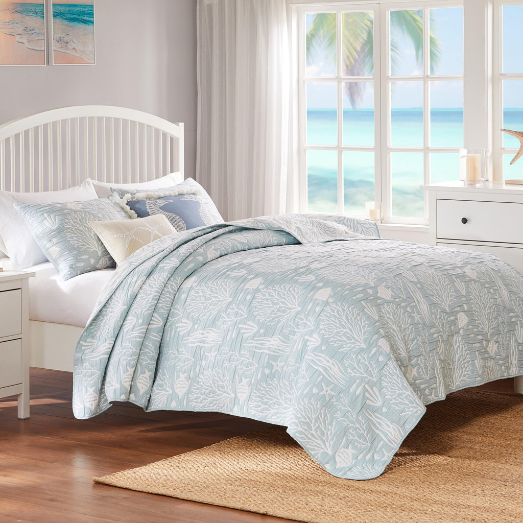Home Coastal Paradise Reversible Matelassé Coverlet Set, 3-Piece, Marina Seafoam