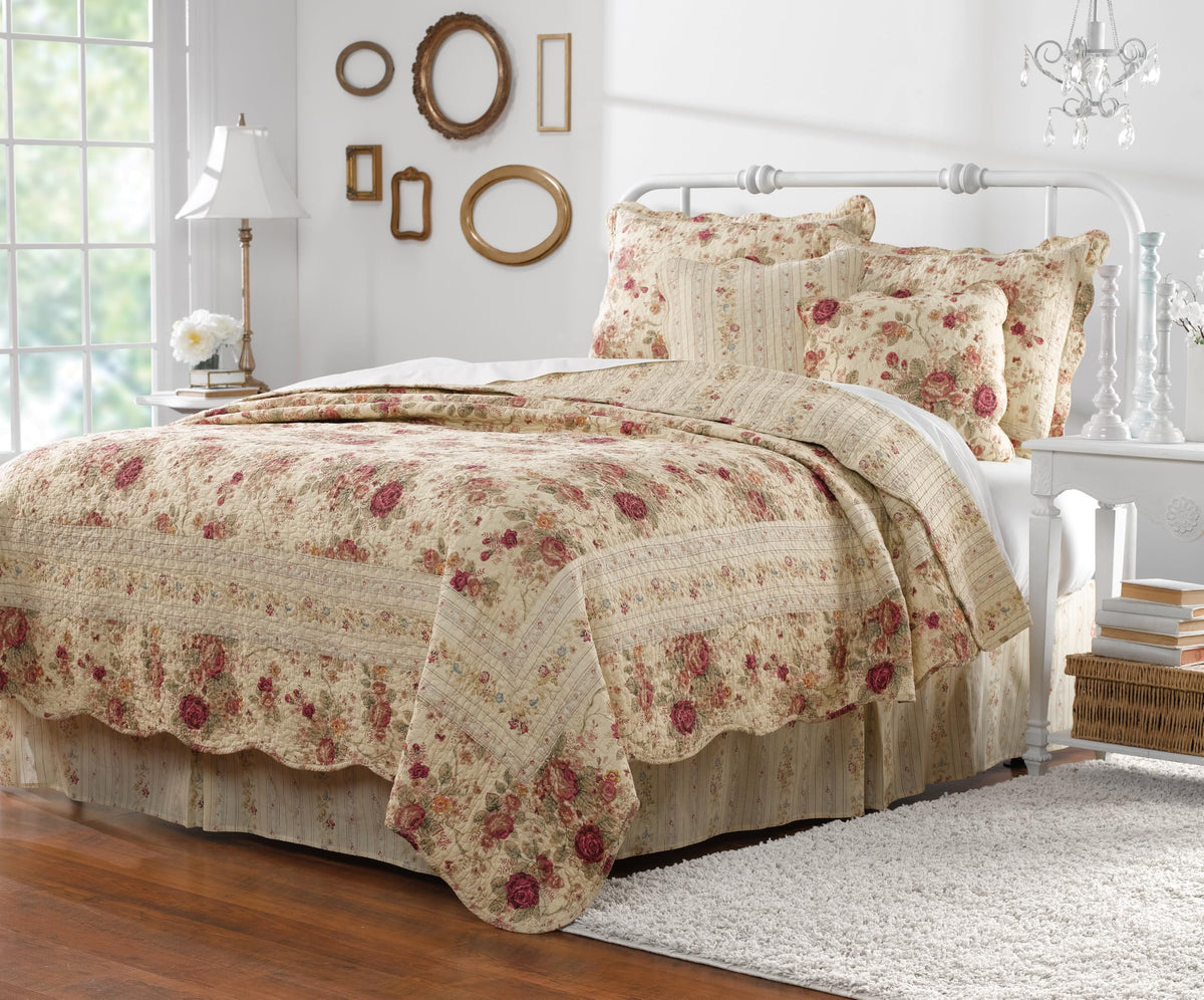 Antique Rose 100% Cotton Heirloom-Quality Quilt Set, 5-Piece King/Cal King, Ecru