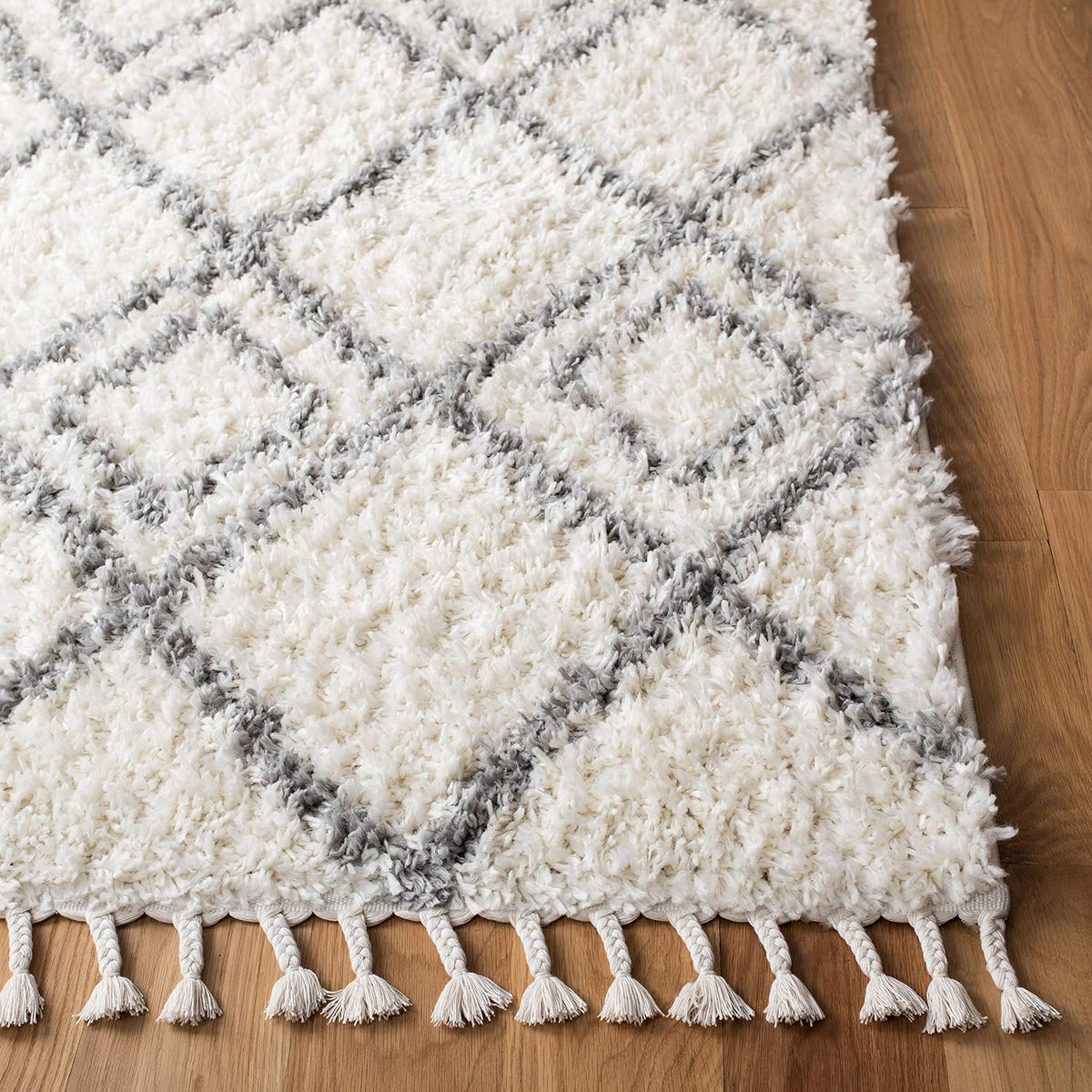 Moroccan Tassel Shag Collection Area Rug, Ivory & Light Grey, Boho, Non-Shedding & Easy Care, 1.5-inch