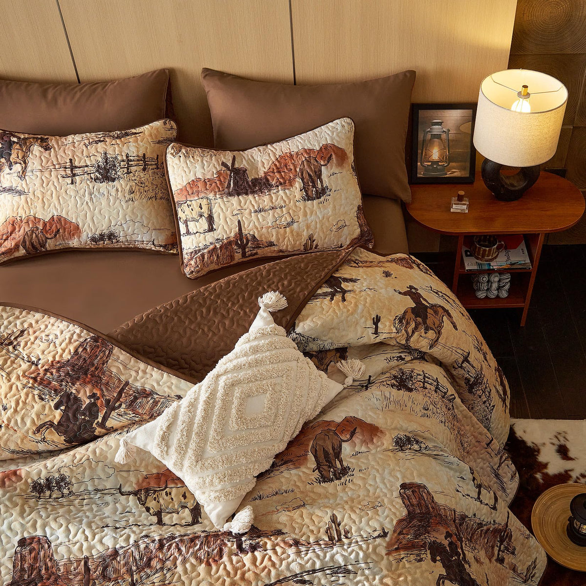 Quilt Set, Rustic Ranch Life with Cowboy Southwestern Vintage Country Pattern Printed, Reversible Lightweight