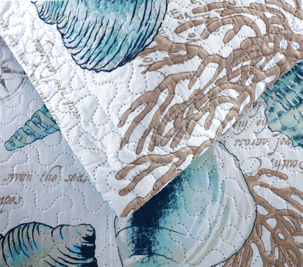 3-Piece Reversible Coastal Bedding Set Quilt Set