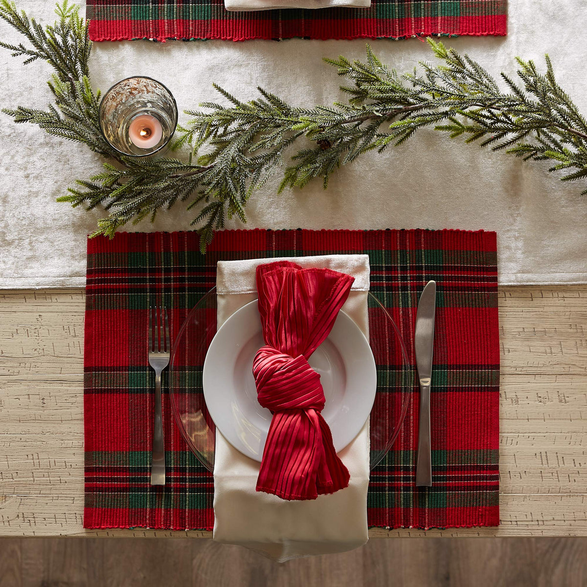 Farmhouse Christmas Plaid Dining Table & Kitchen Décor, Holiday Placemat Set, 13x19, Red & Green, 6 Count