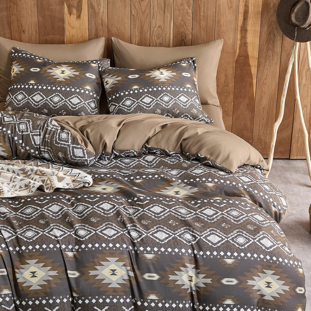 Comforter Set, Southwestern Aztec Country Style with Rustic Ranch Vibe, Soft Lightweight Bedding, 3 Pieces, Taupe