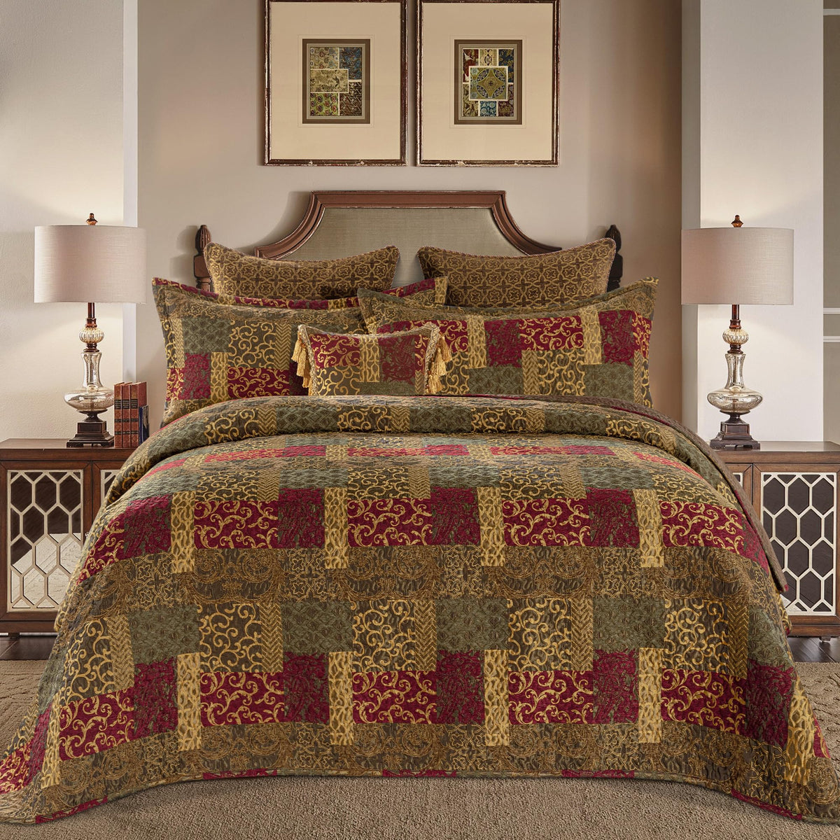 3 Piece Traditional Patchwork Quilt Set, Red Gold