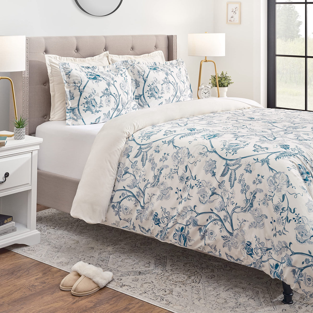 Premium 5-Piece Reversible Soft Brushed Microfiber Velvet Bedding Comforter Duvet Cover Set - Blue Cream Toile Peony