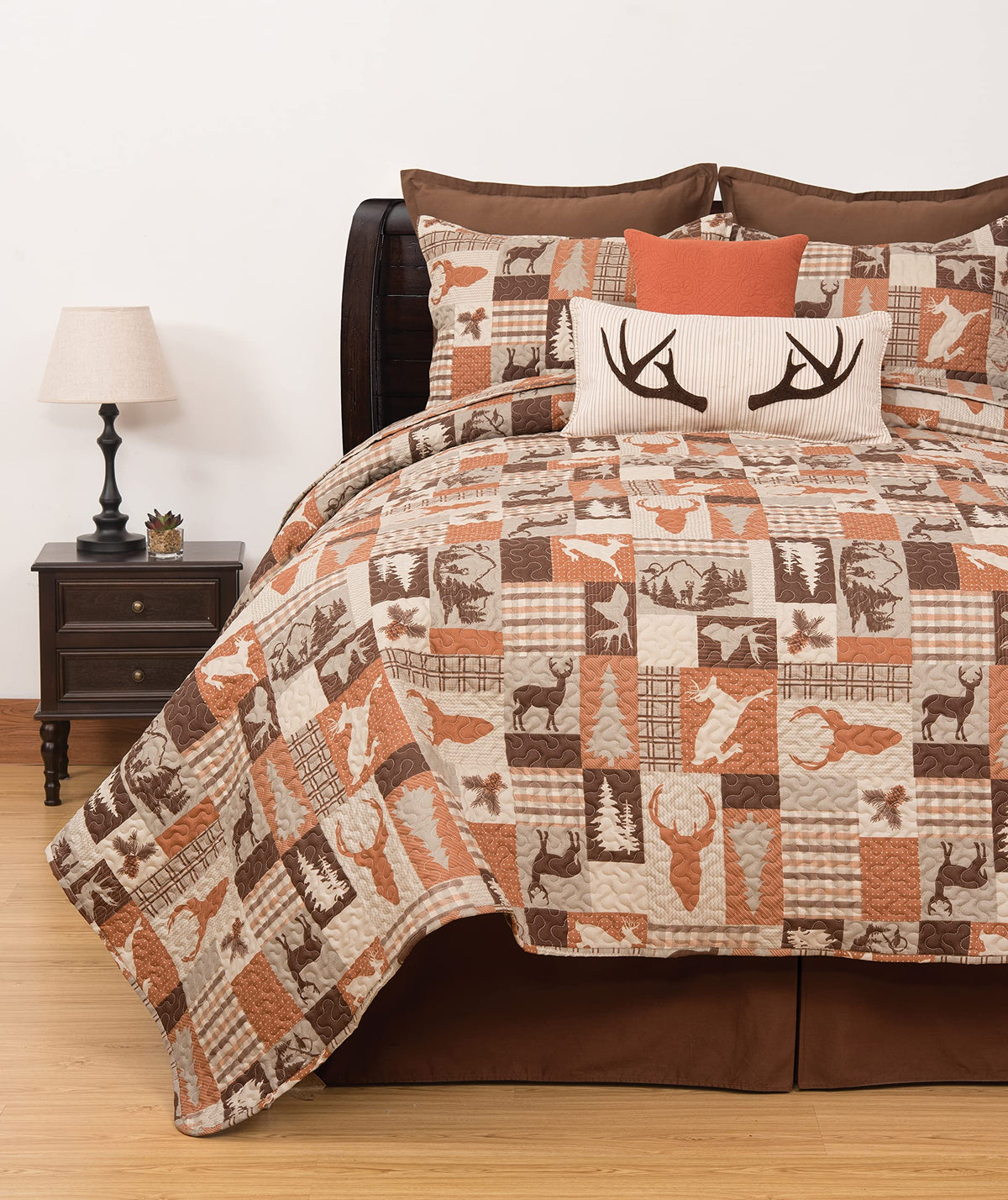 Rustic Buck Ridge Trail Cabin Lodge Deer Stag Pinecone Orange Brown Tan Bed 3-Piece Reversible Lightweight Quilt