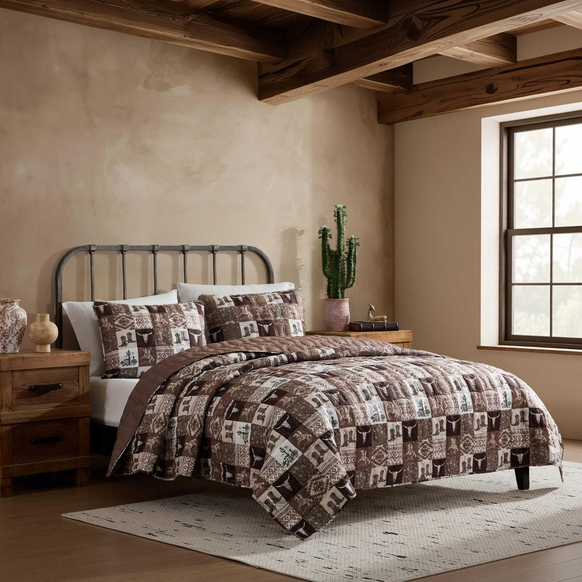 Quilt Set with Matching Shams, Soft & Reversible Bedding for Year Round Comfort, Fall Western Patch Brown