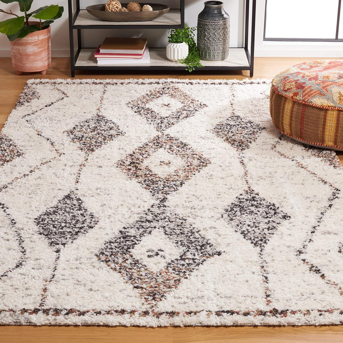 Jericho Shag Collection Area Rug, Ivory & Black, Moroccan Boho Design, Non-Shedding & Easy Care