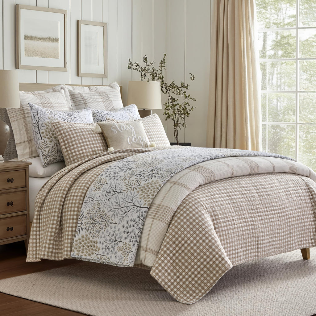 English Forest Natural Reversible Quilt Set (68x86in) with 1 Pillow Sham (26x20in) - Floral - Taupe Grey