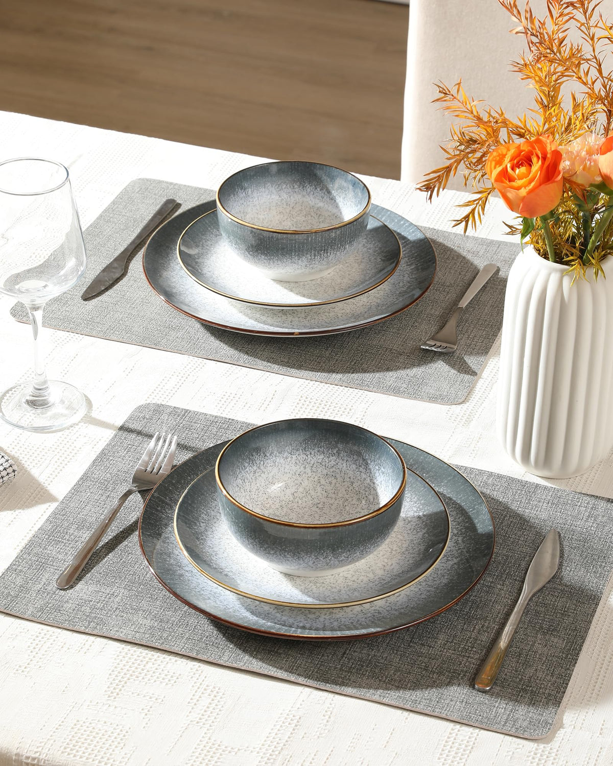 Dinnerware Sets Service for 4, 12 pcs Porcelain Plates and Bowls waring Gift, Chip and Scratch Resistant Dish Set