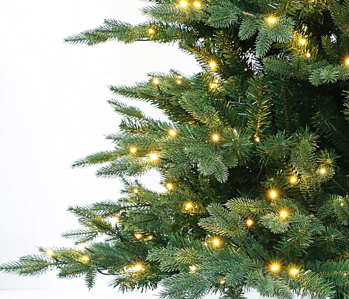 Pre-lit Life-Like Fraser Fir Artificial Christmas Tree ( Pre-lit)