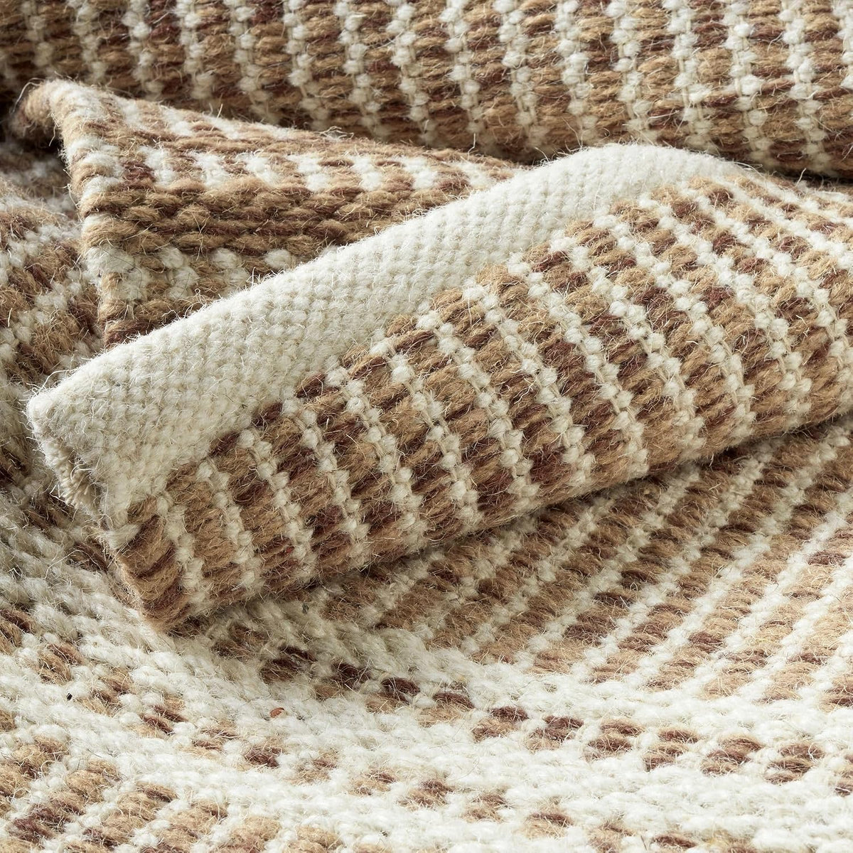Malta Natural Striped Handwoven Wool Runner Rug, 2'6"x8'