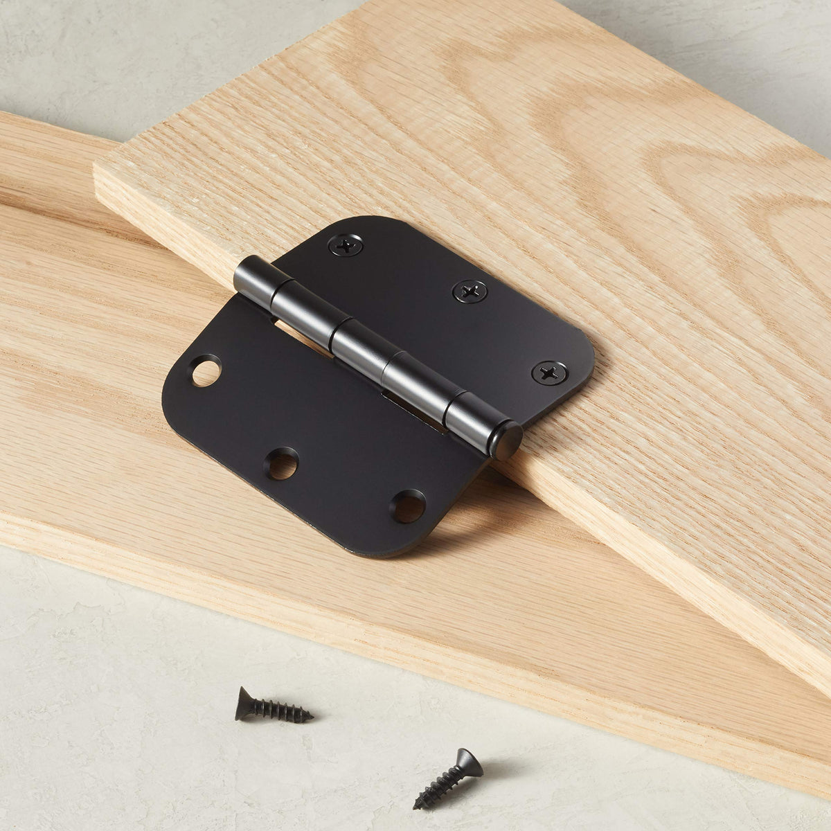 Sturdy Rounded 5/8 Radius Interior Door Hinges with Included Screws, 3.5" x 3.5", Matte Black, 18-Pack