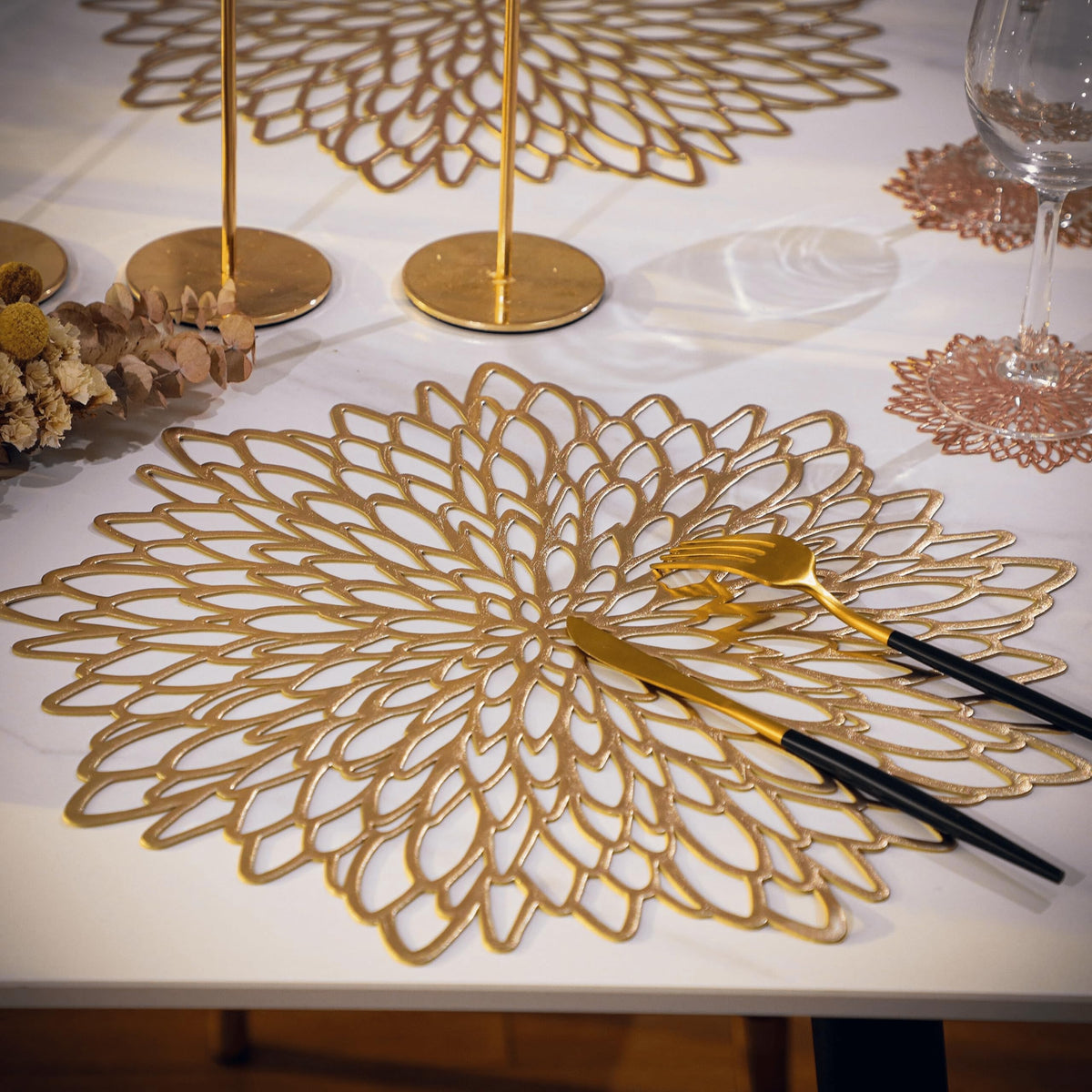 Pack of 18 Gold Placemats Metallic Round Leaf Bulk Pressed Vinyl Dinning Kitchen Table Charger Mats Decorations for
