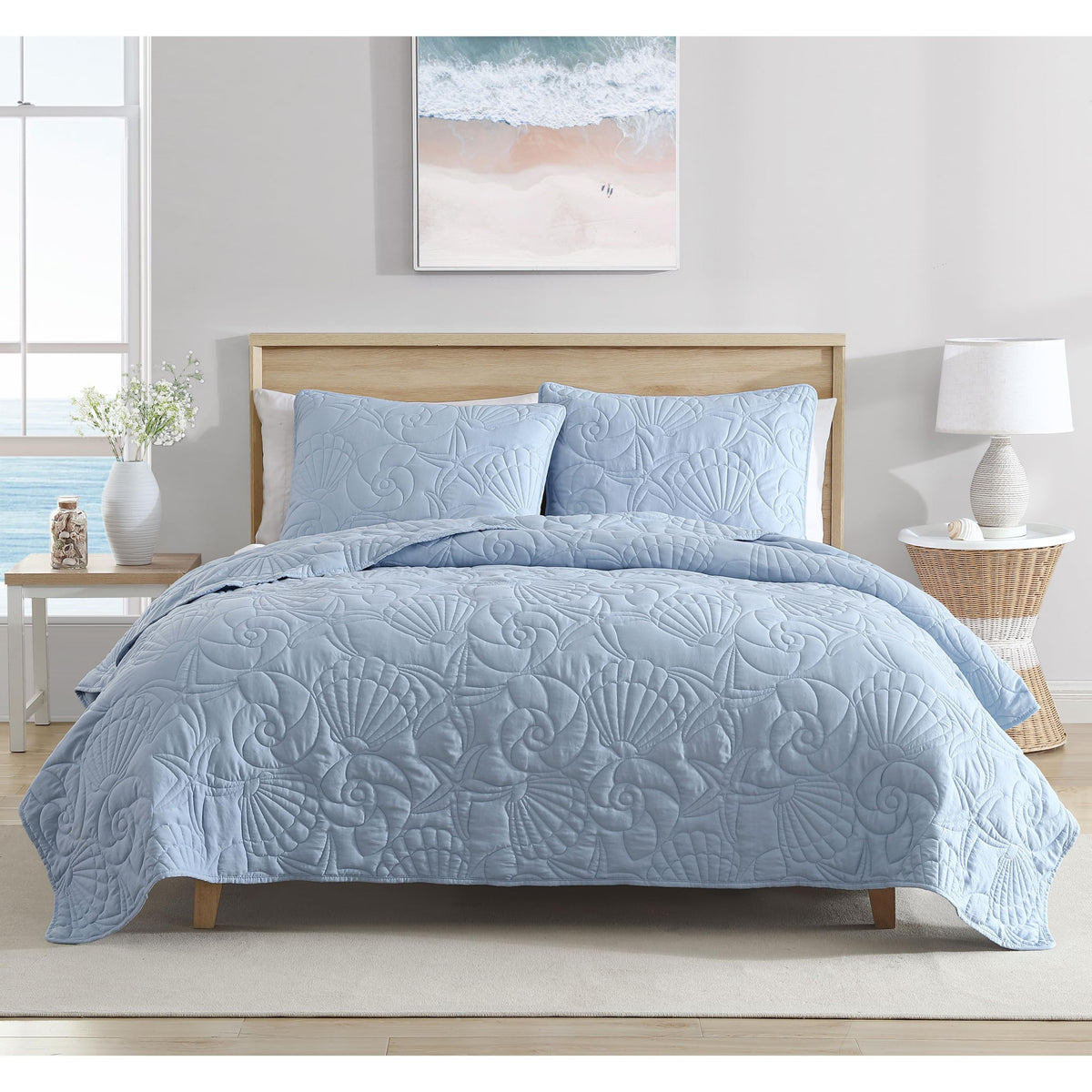 Outlined Shell 2-Piece Quilt Set, Blue
