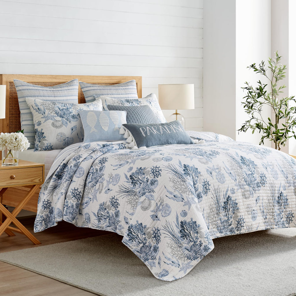 Coral Landing Quilt Set - Quilt and One Standard Sham - Coastal - Navy Blue Grey White - Quilt (68x86in.) and