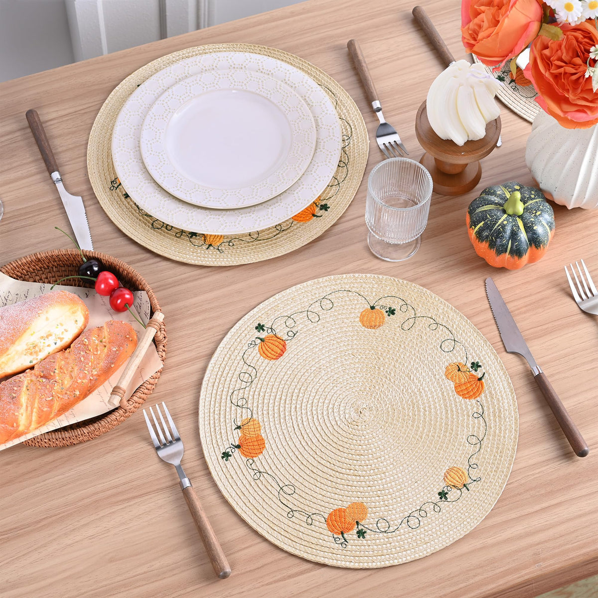 Round Fall Placemats Set of 4 PP Pumpkin Placemats for Dining Table Thanksgiving Harvest Placemats Perfect for Autumn