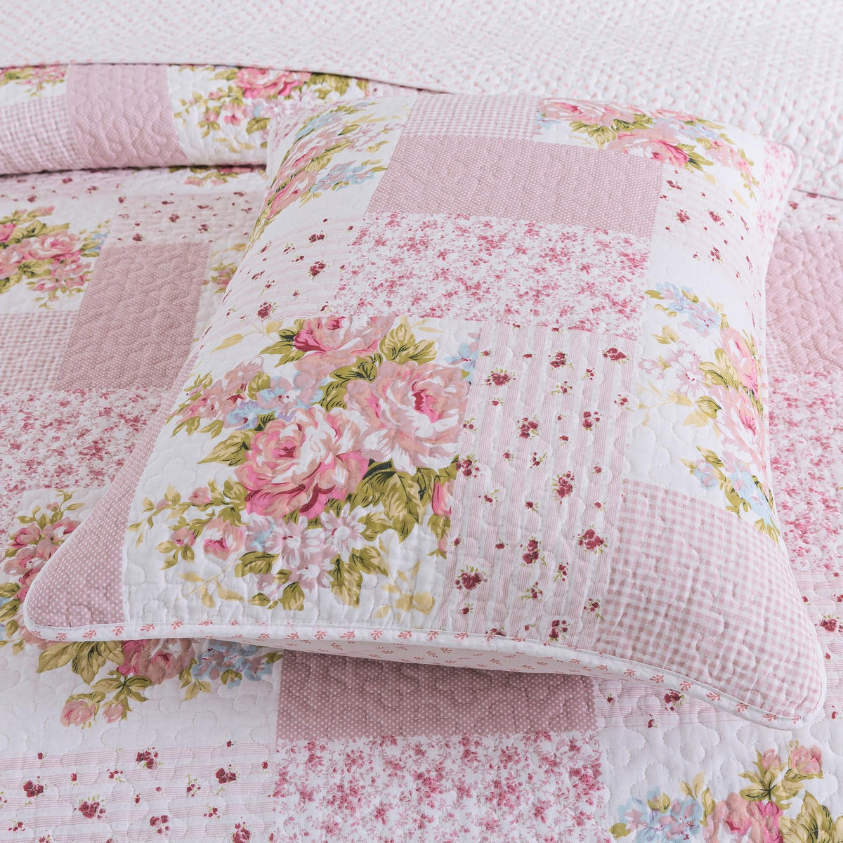 Pink Floral Patchwork Cotton Quilt Set, with 2 Shams