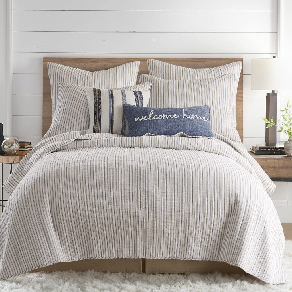 Tobago Stripe Taupe Reversible Quilt Set (88x92in) and 2 Pillow Shams (26x20in) - Striped - Taupe, White