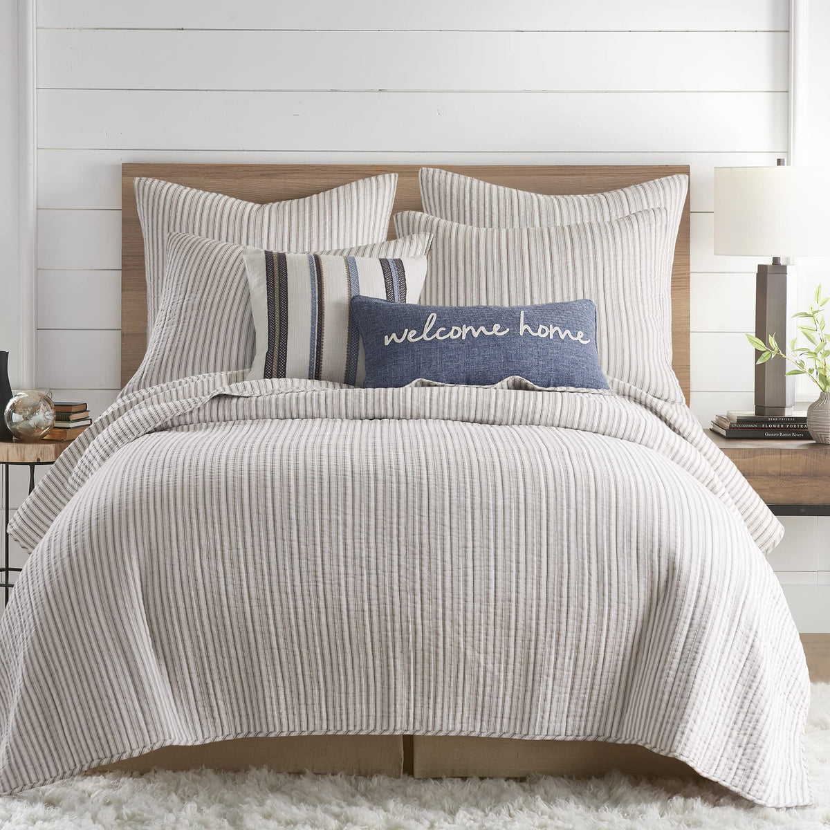 Tobago Stripe Taupe Reversible Quilt Set (88x92in) and 2 Pillow Shams (26x20in) - Striped - Taupe, White