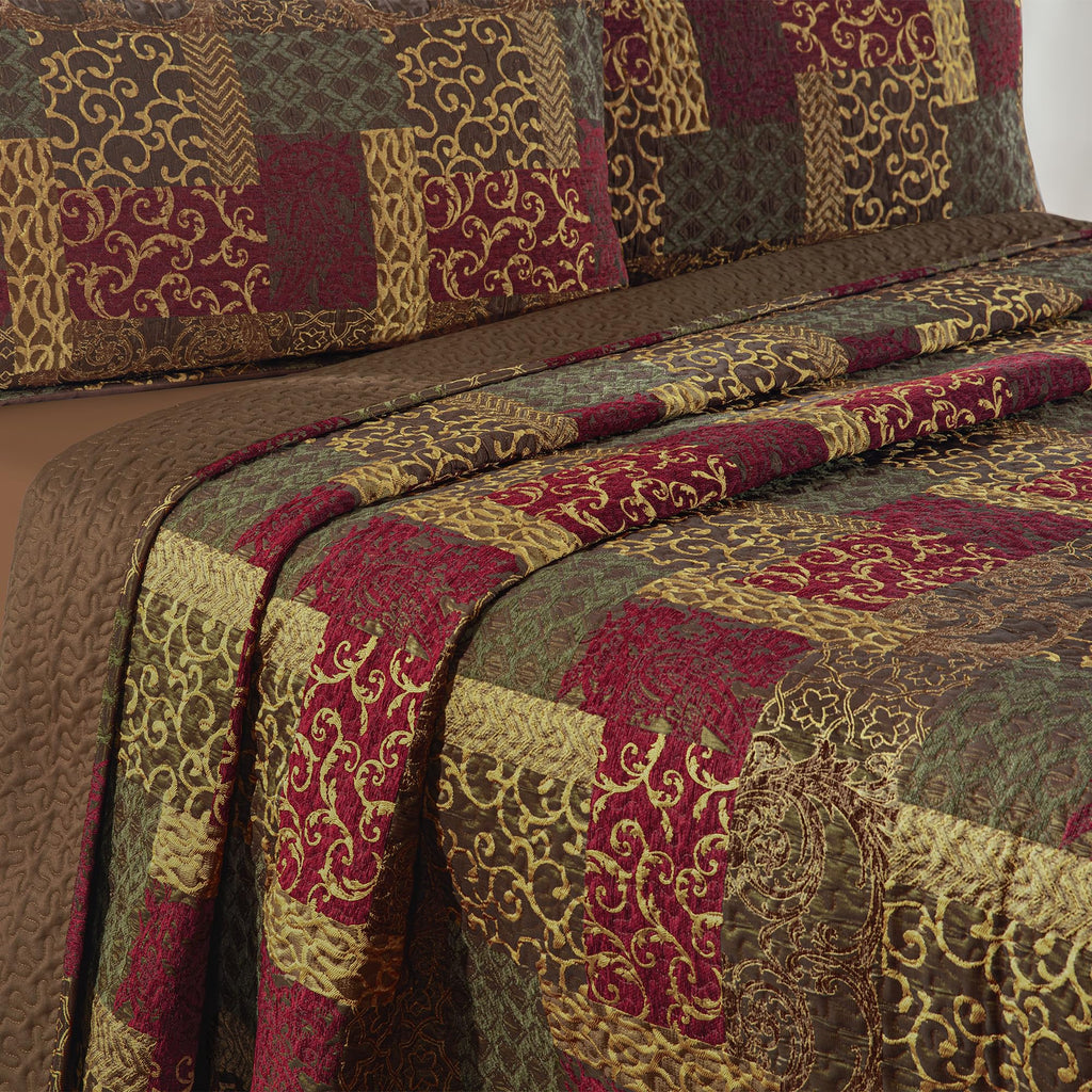 3 Piece Traditional Patchwork Quilt Set, Red Gold