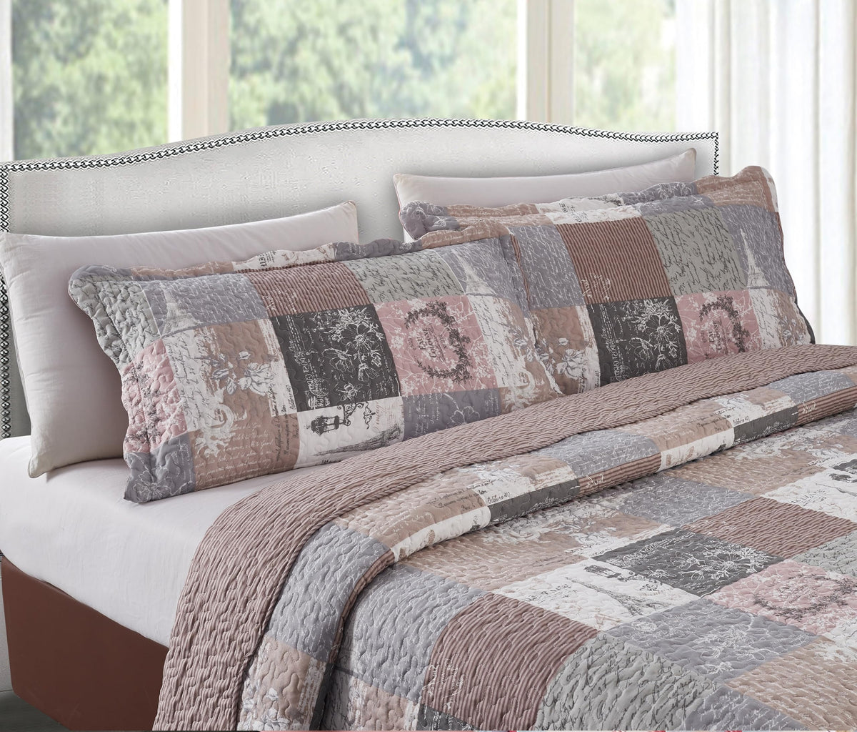 Latte Grey Paris & Toile Floral Patchwork Quilt Set