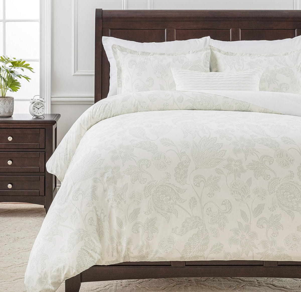Premium Paisley Sage Duvet Cover Set - Duvet Cover (90" x 90") & 2 Pillow Shams (20" x 26") - 3-Piece Set, Queen Size