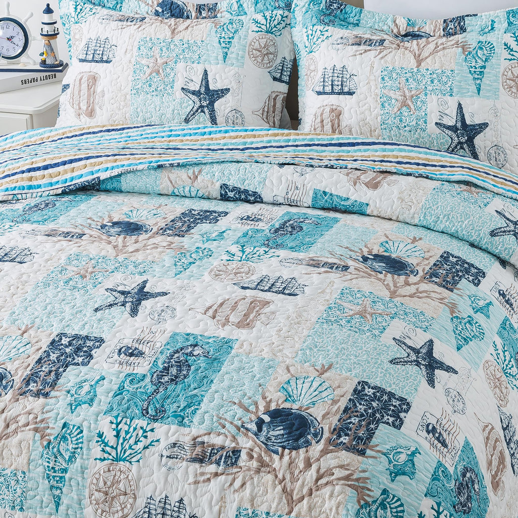 Quilt Bedspread Sets - West Coastal Pattern Reversible Coverlet Set