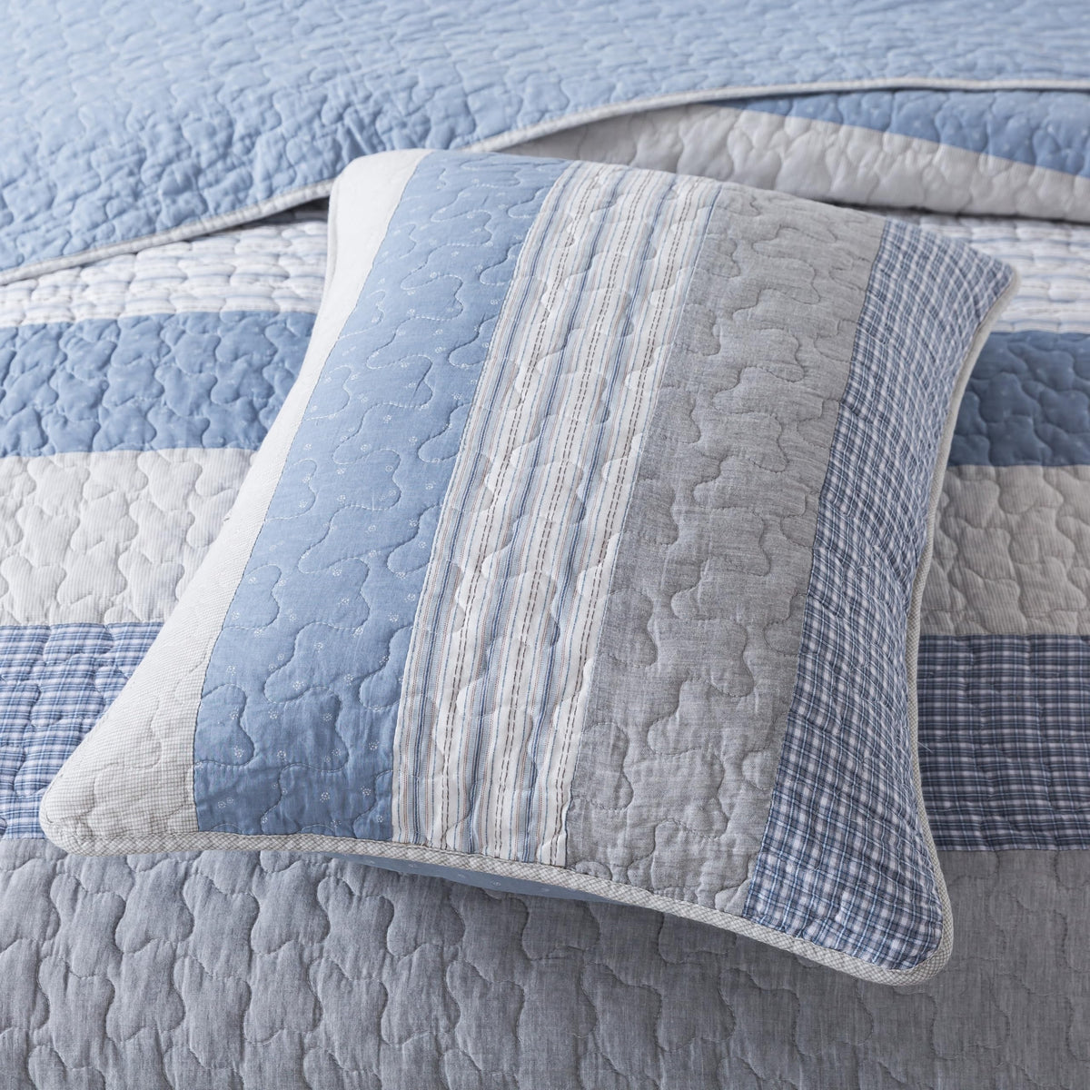 Blue Horizon Striped Cotton Quilt Set, with 1 Sham