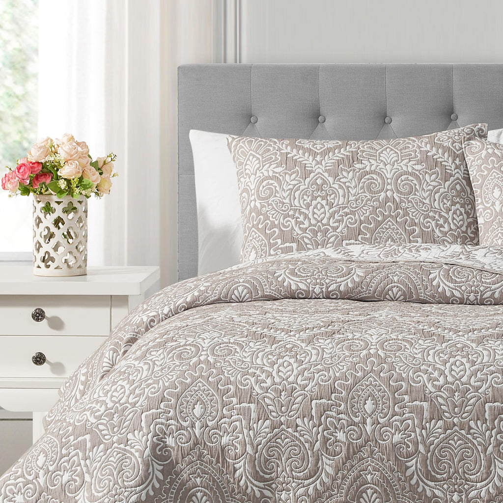Resort Ojai Medallion Stripe Taupe 3-Piece All-Season Soft Woven Matelasse Jacquard Reversible Cotton Blend Quilt Set