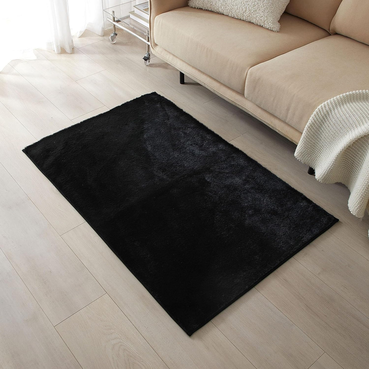 Ivory Rubbit Faux Fur Rug, 30" x 46 ", Super Soft Fluffy Area Rug Bedroom, Solid Color Home Decor
