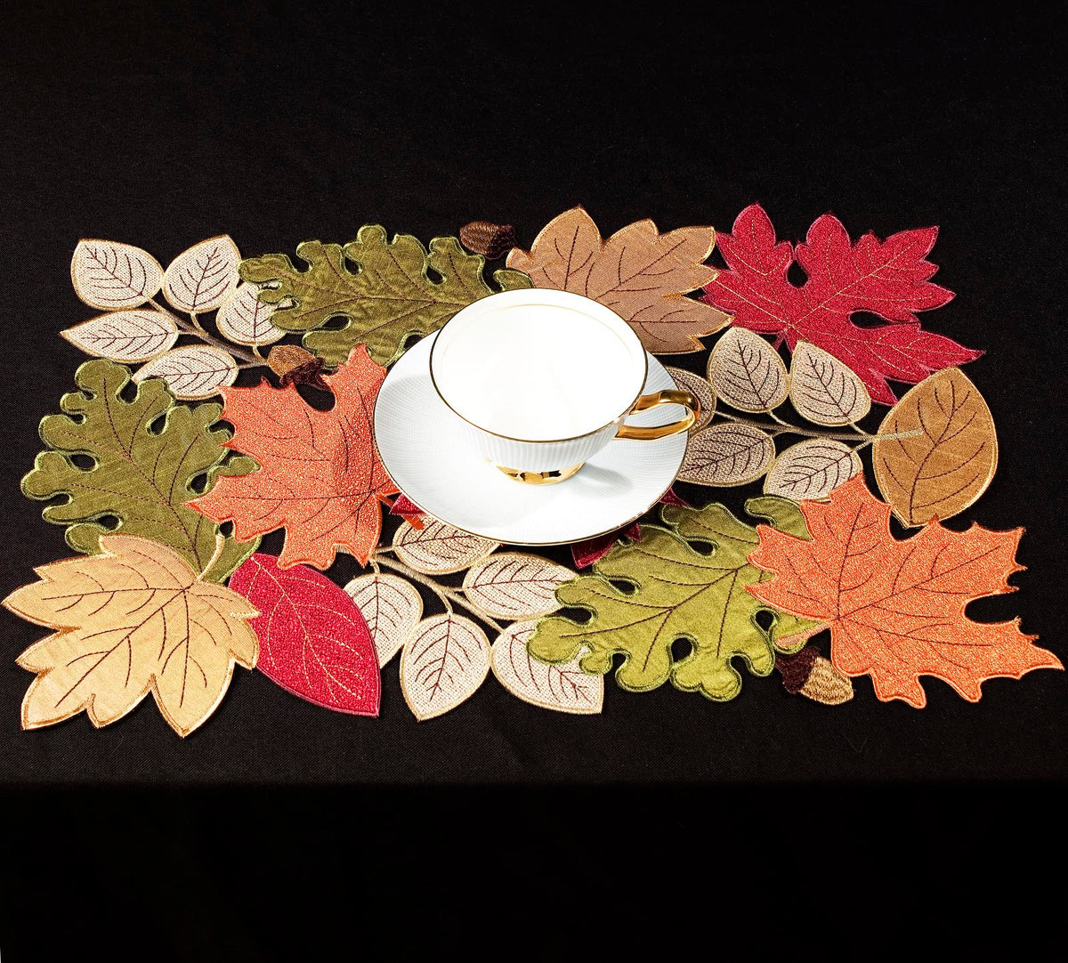 Fall Placemats Set of 4, 13inch x 19inch, Fall Decorations Kitchen Dining Table, Thanksgiving Harvest Autumn Maple
